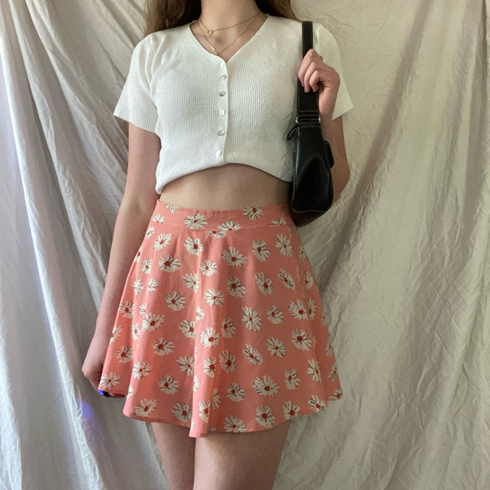 daisy print fifty street skirt mini size medium white pink orange peach summer